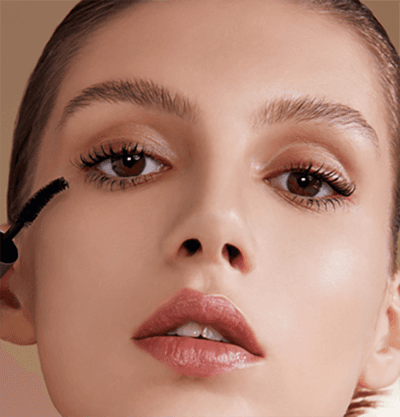 Mascara per ciglia lunghe e folte