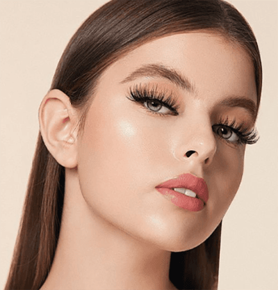 Mascara per ciglia lunghe e folte