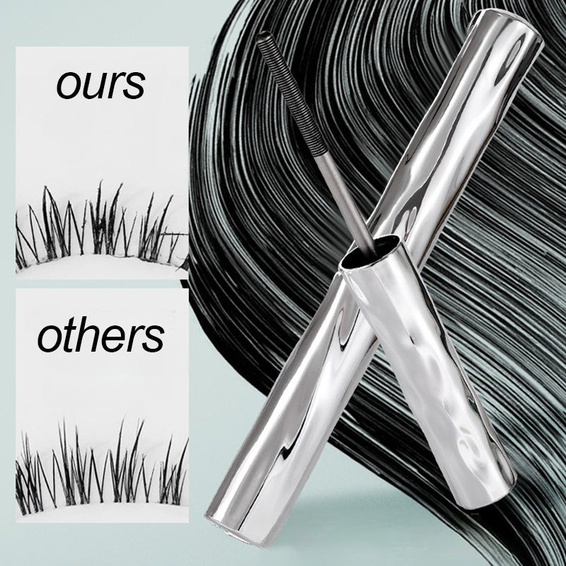 Mascara per ciglia lunghe e folte
