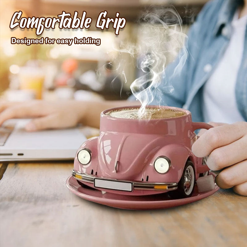 Tazza con scarabeo