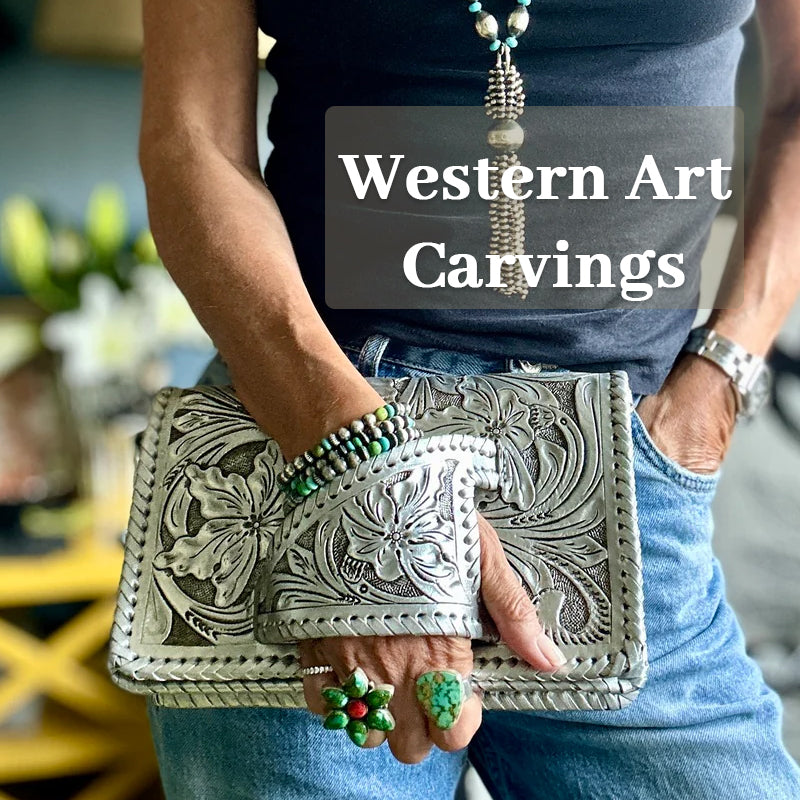 “Silver Flower Dance” Pochette in stile occidentale