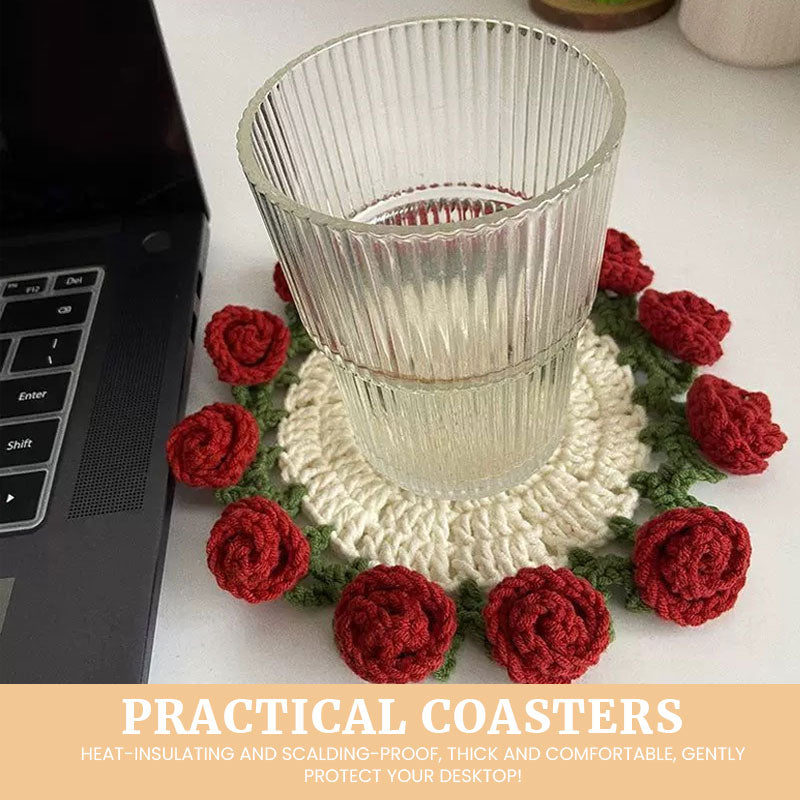 Bouquet di sottobicchieri di lana creativa con rose