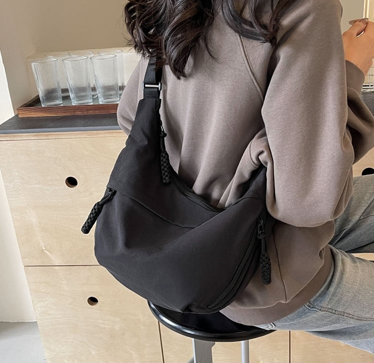 Borsa a tracolla in nylon