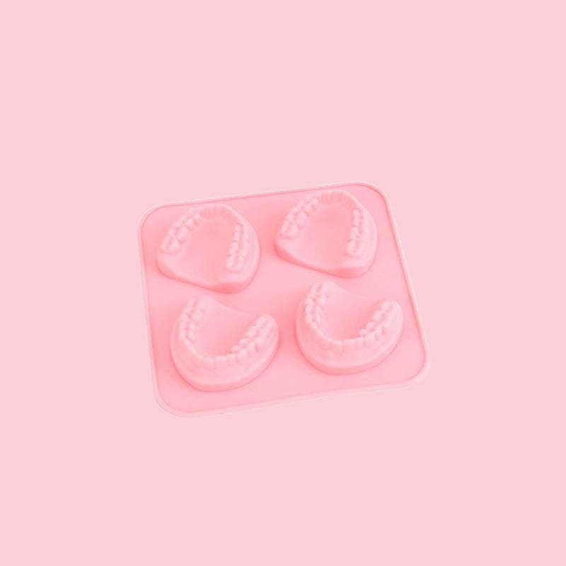 Vassoio per ghiaccio denti creativi