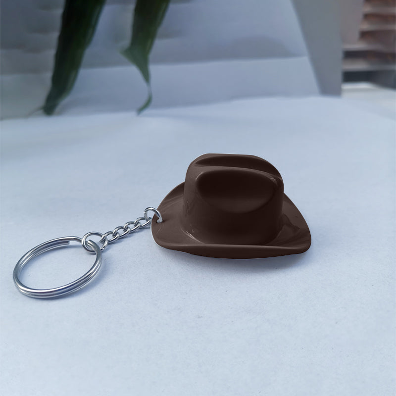 🤠 Portachiavi apribottiglie con cappello da cowboy: il selvaggio West in tasca!