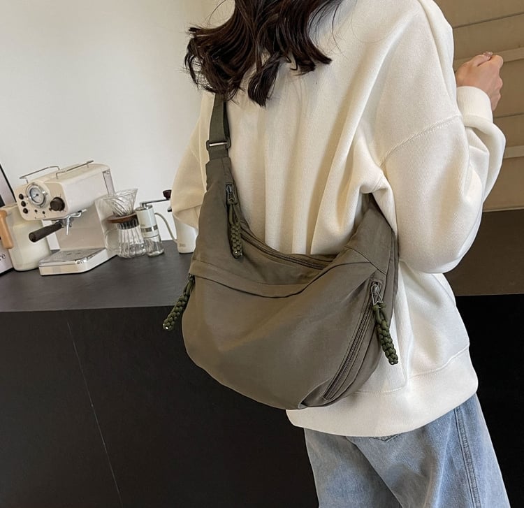 Borsa a tracolla in nylon