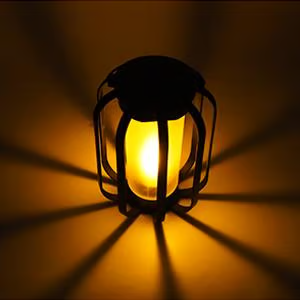 Lanterna solare da esterno impermeabile con fiamma tremolante aggiornata