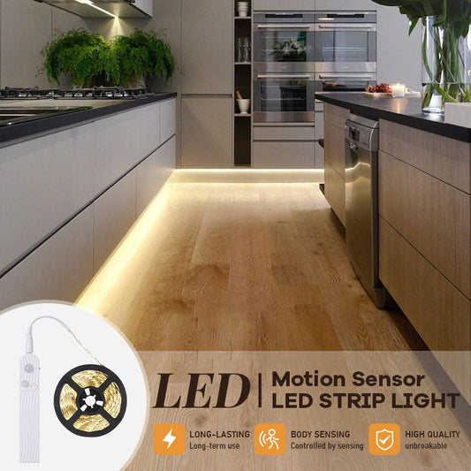 🔋 Striscia luminosa LED con sensore di movimento e scatola di batterie