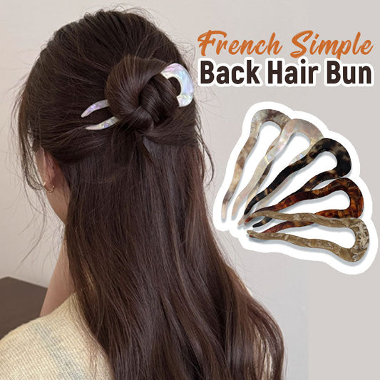 Chignon semplice francese per capelli all'indietro