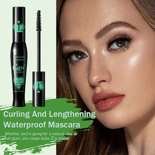 Mascara waterproof incurvante e allungante