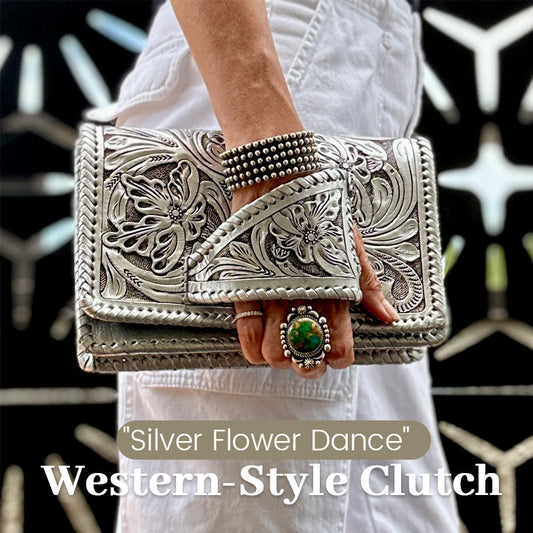 “Silver Flower Dance” Pochette in stile occidentale
