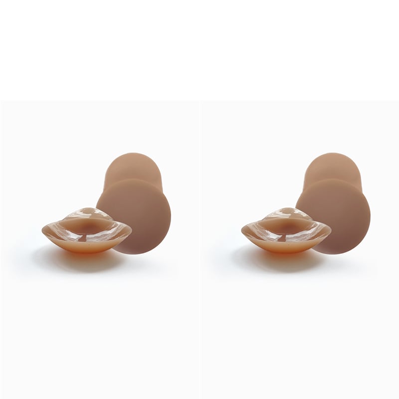 Appiccicoso ma non disgustoso! Paracapezzoli sollevabili e senza cuciture